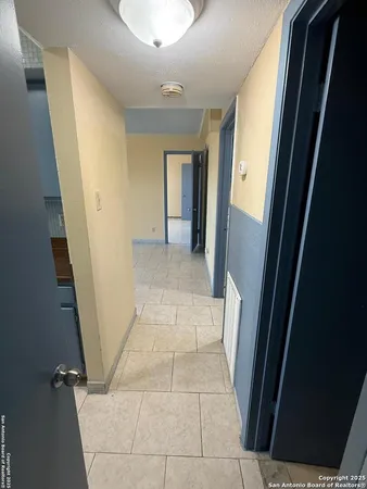 $1,040 | 5944 Danny Kaye Drive, Unit 1, San Antonio, TX 78240