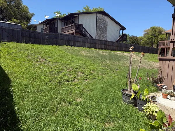 $1,040 | 5944 Danny Kaye Drive, Unit 1, San Antonio, TX 78240