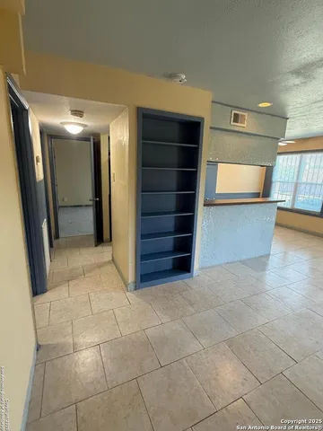 $1,040 | 5944 Danny Kaye Drive, Unit 1, San Antonio, TX 78240