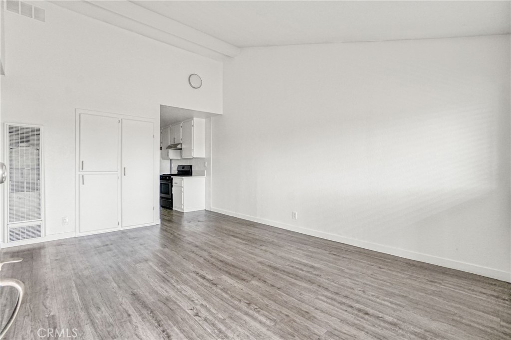 751 Cerritos Avenue Long Beach, CA 90813 - Photo 3 of 15 a view of empty room with wooden floor