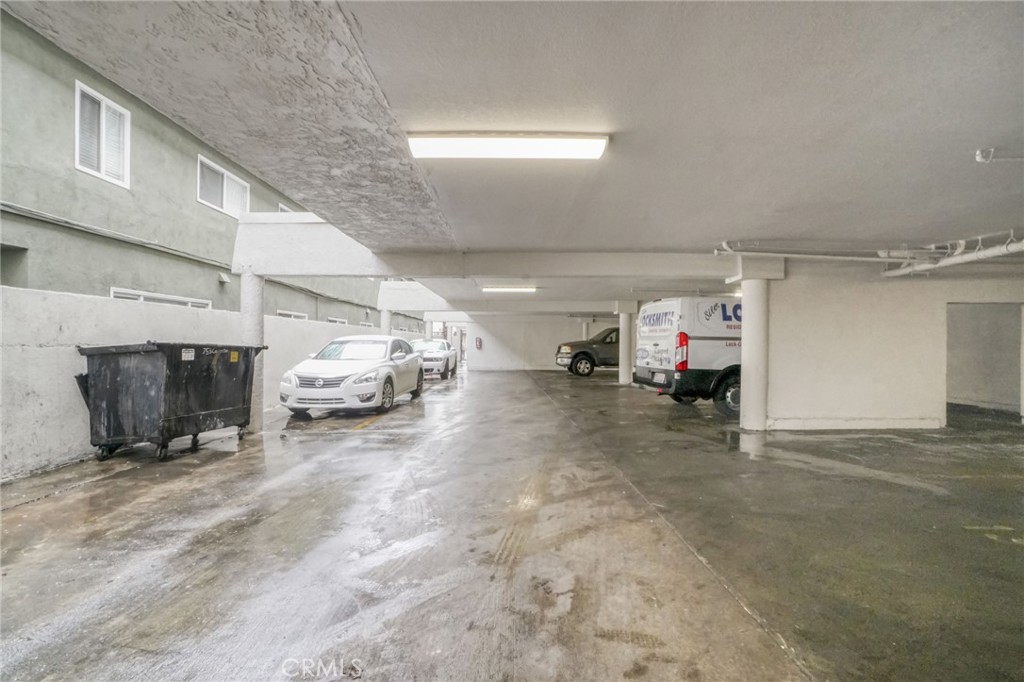 751 Cerritos Avenue Long Beach, CA 90813 - Photo 8 of 15 a view of a parking area