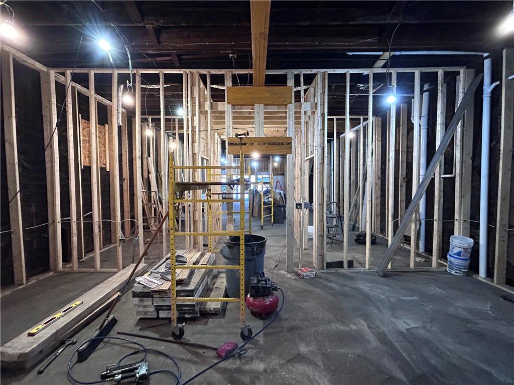 1231 Merchant Street Ambridge, PA 15003 - Photo 4 of 6