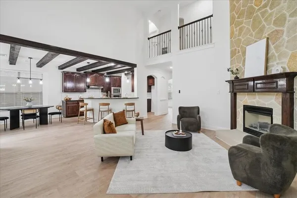 $640,000 | 2407 Laguna Lane, Arlington, TX 76012