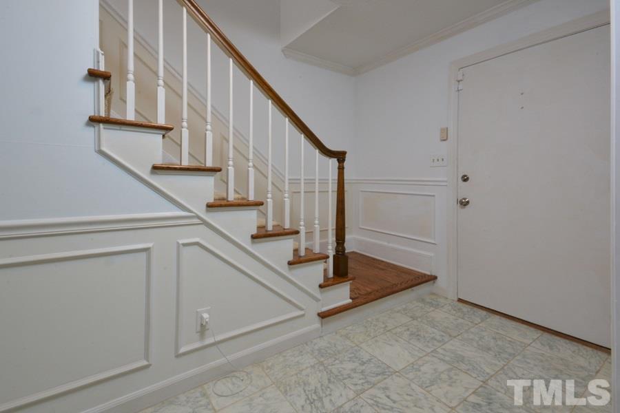 2504 Catalina Court Raleigh, NC 27607 - Photo 4 of 28