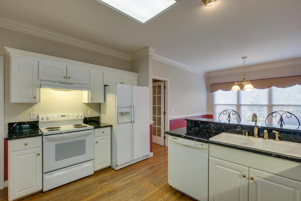 8244 Spring Ridge Drive Nashville, TN 37221 - Photo 10 of 25 Gallery Image 10