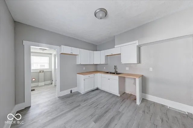 $159,900 | 623 Arbor Avenue, Indianapolis, IN 46221