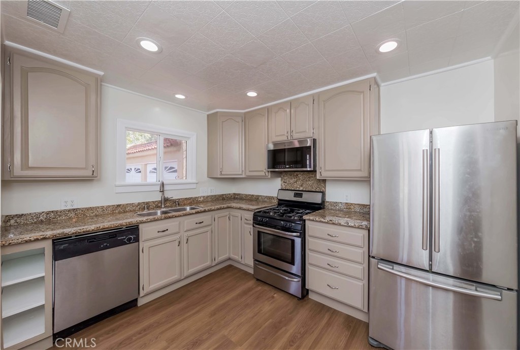 1001 Monterey Road Glendale, CA 91206 - Photo 35 of 57