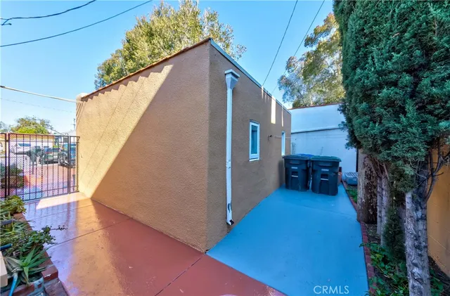 $5,500 | 1001 Monterey Road, Glendale, CA 91206