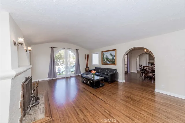 $5,500 | 1001 Monterey Road, Glendale, CA 91206