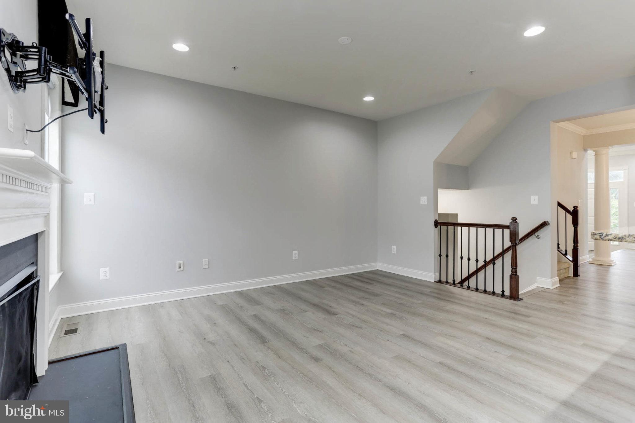 7628 Elmcrest Road Hanover, MD 21076 - Photo 17 of 68