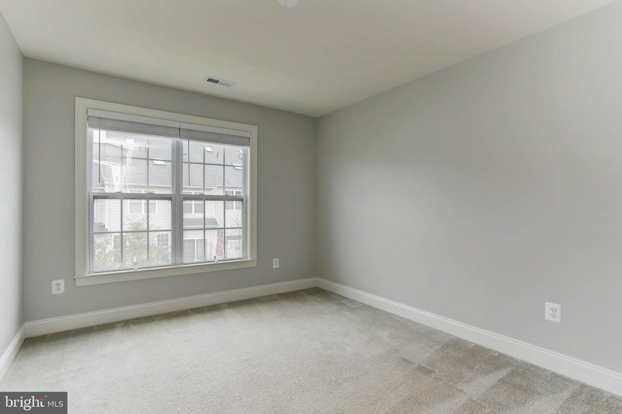 7628 Elmcrest Road Hanover, MD 21076 - Photo 33 of 68