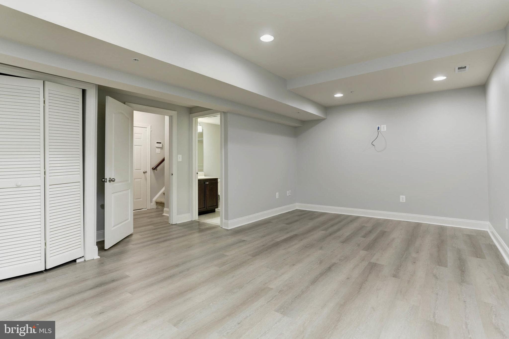 7628 Elmcrest Road Hanover, MD 21076 - Photo 48 of 68