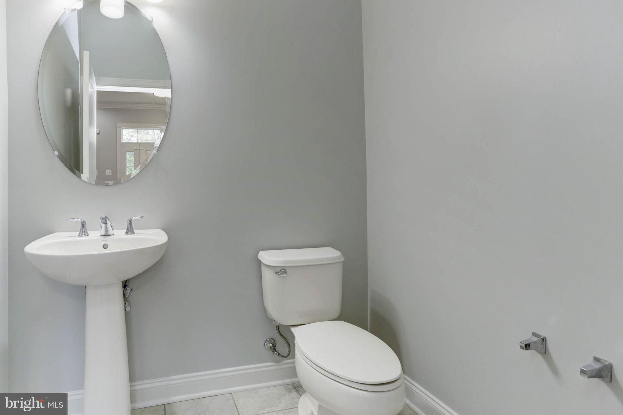 7628 Elmcrest Road Hanover, MD 21076 - Photo 9 of 68