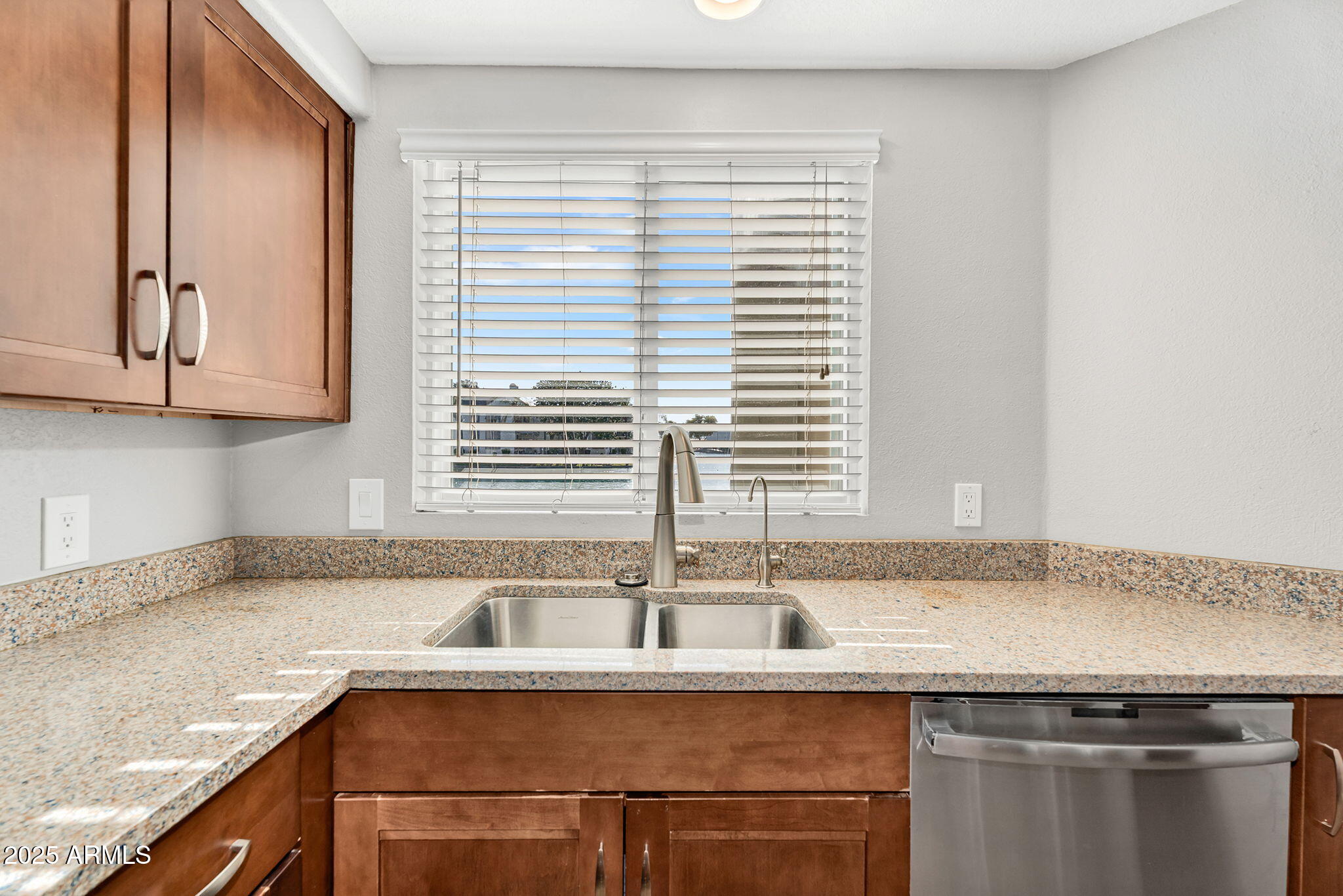1825 West Ray Road, Unit 1119 Chandler, AZ 85224 - Photo 12 of 27 16-web-or-mls-1825 W Ray Rd 1119-16