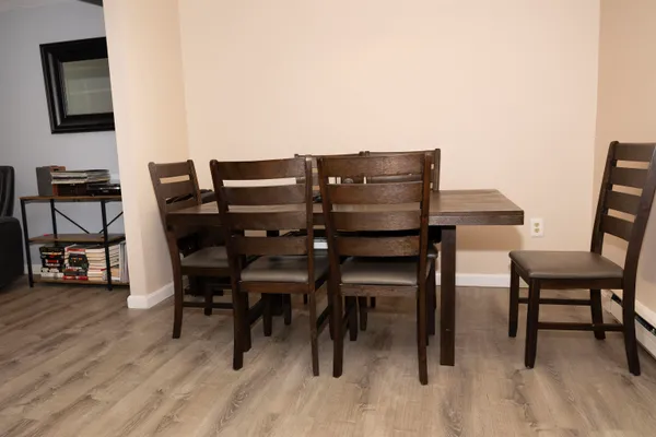 $2,200 | 3 Fairfax Avenue, Unit 243, Derry, NH 03038