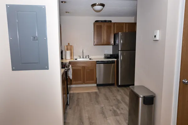 $2,200 | 3 Fairfax Avenue, Unit 243, Derry, NH 03038