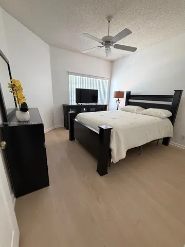 a view of room with utility room