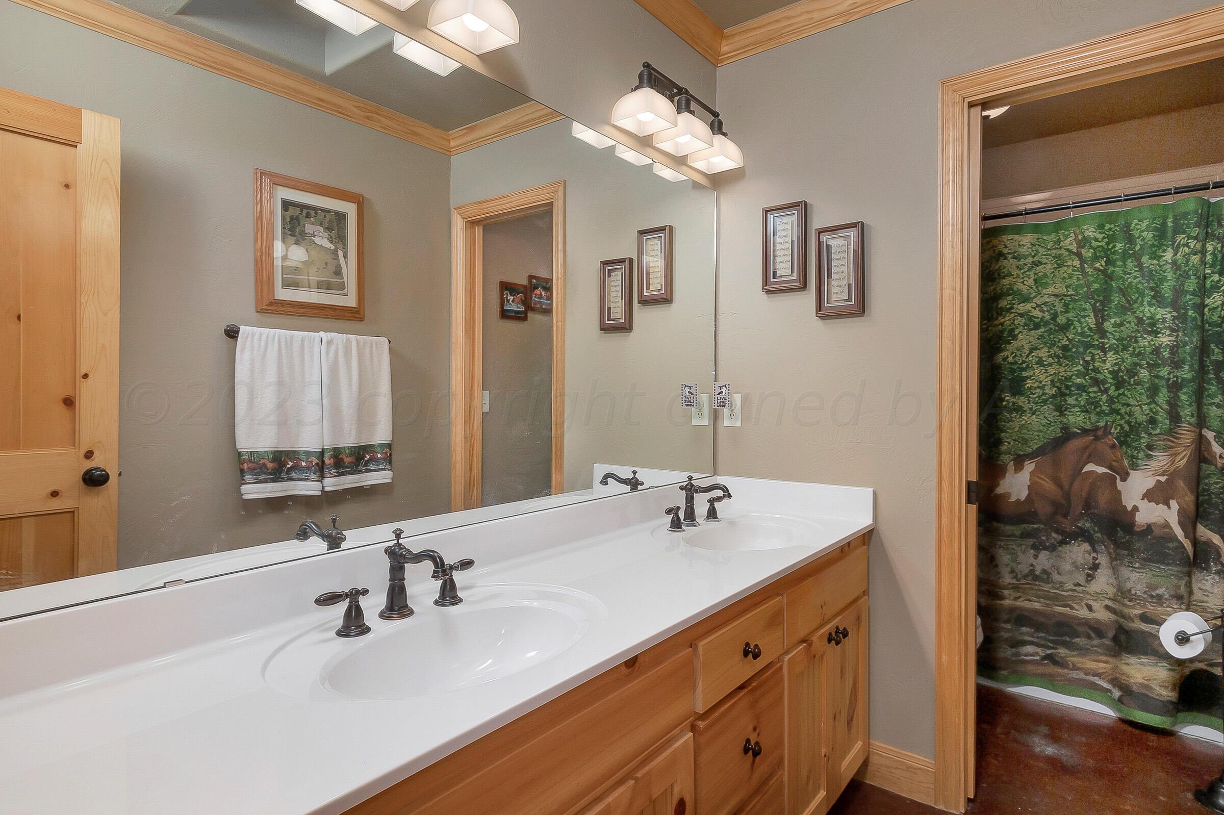 16901 Dove Prairie Road Canyon, TX 79015 - Photo 20 of 35 022_Bathroom 2