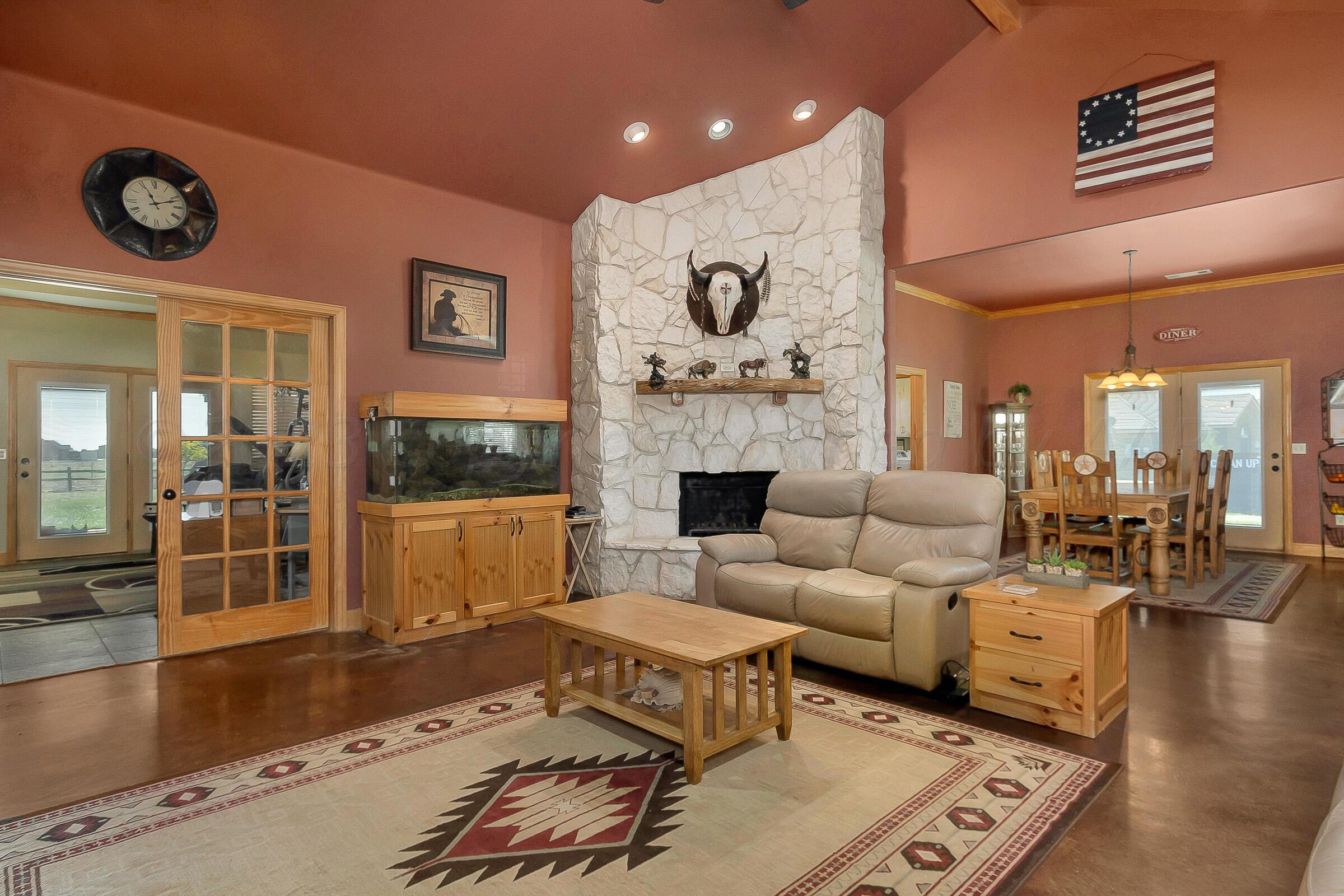 16901 Dove Prairie Road Canyon, TX 79015 - Photo 4 of 35 007_Living Room 2