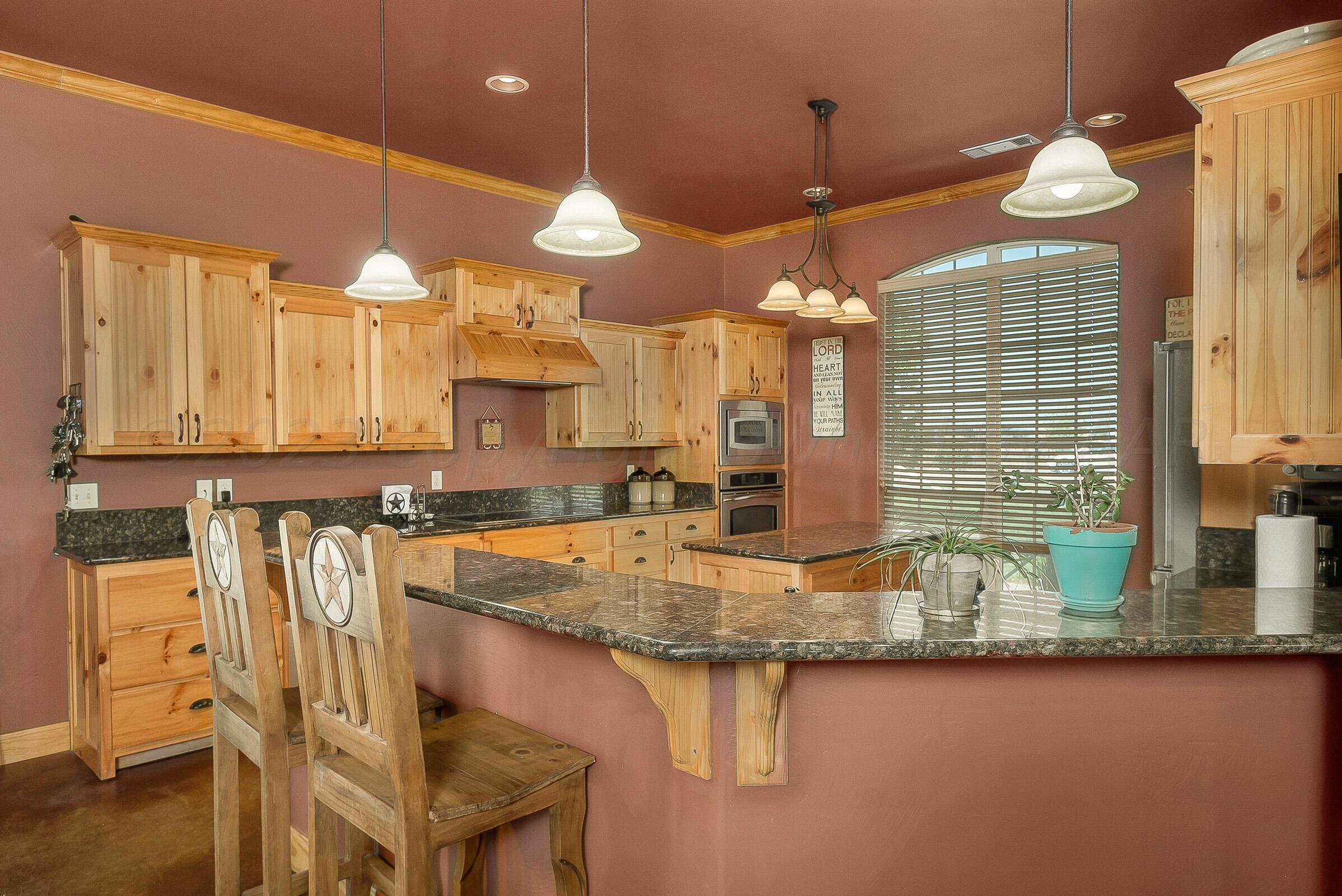 16901 Dove Prairie Road Canyon, TX 79015 - Photo 7 of 35 011_Kitchen