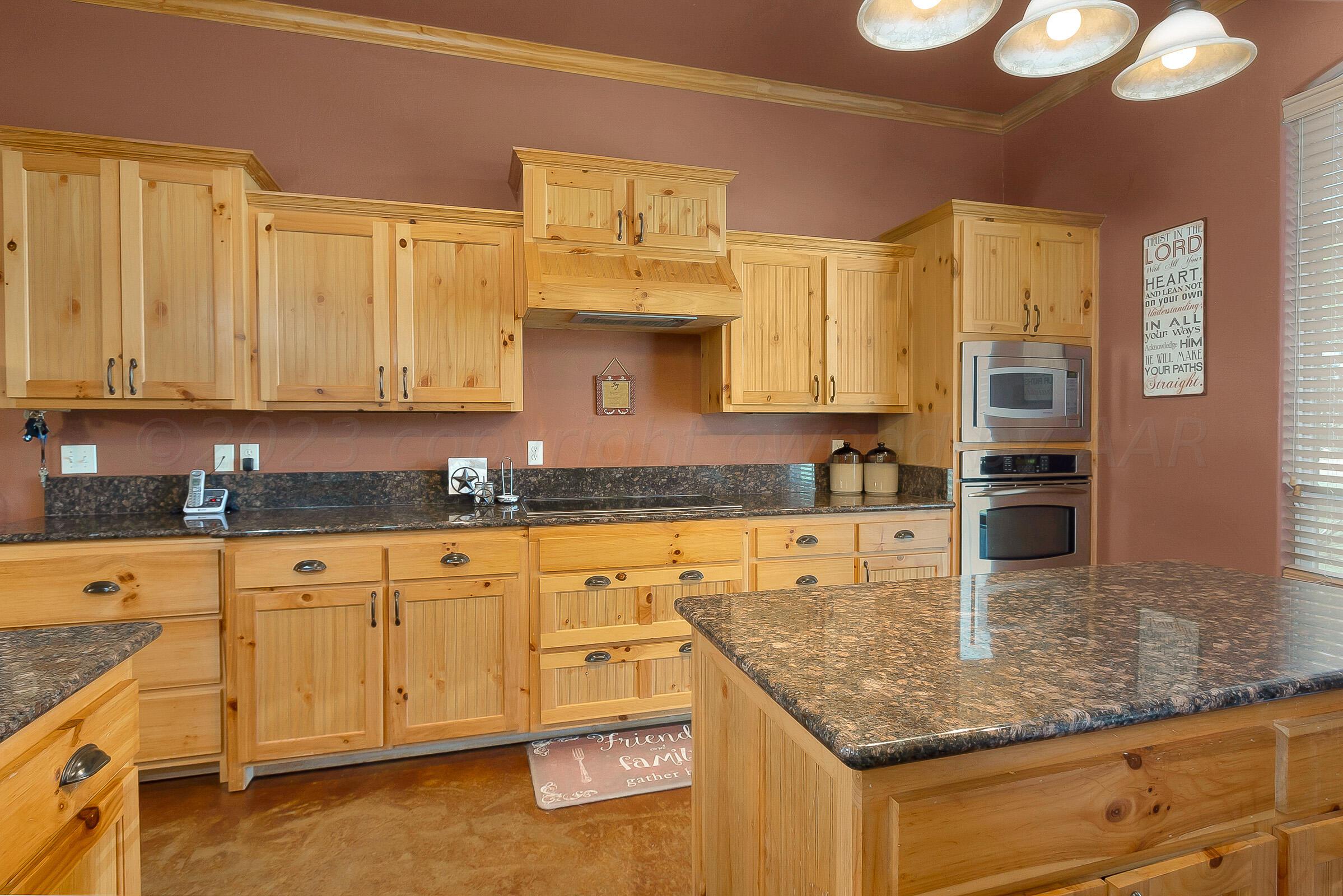 16901 Dove Prairie Road Canyon, TX 79015 - Photo 9 of 35 014_Kitchen 4