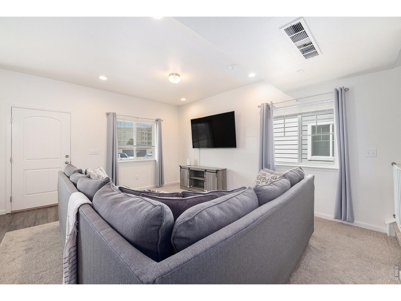 4355 24th Street Road, Unit 3503 Greeley, CO 80634 - Photo 3 of 25