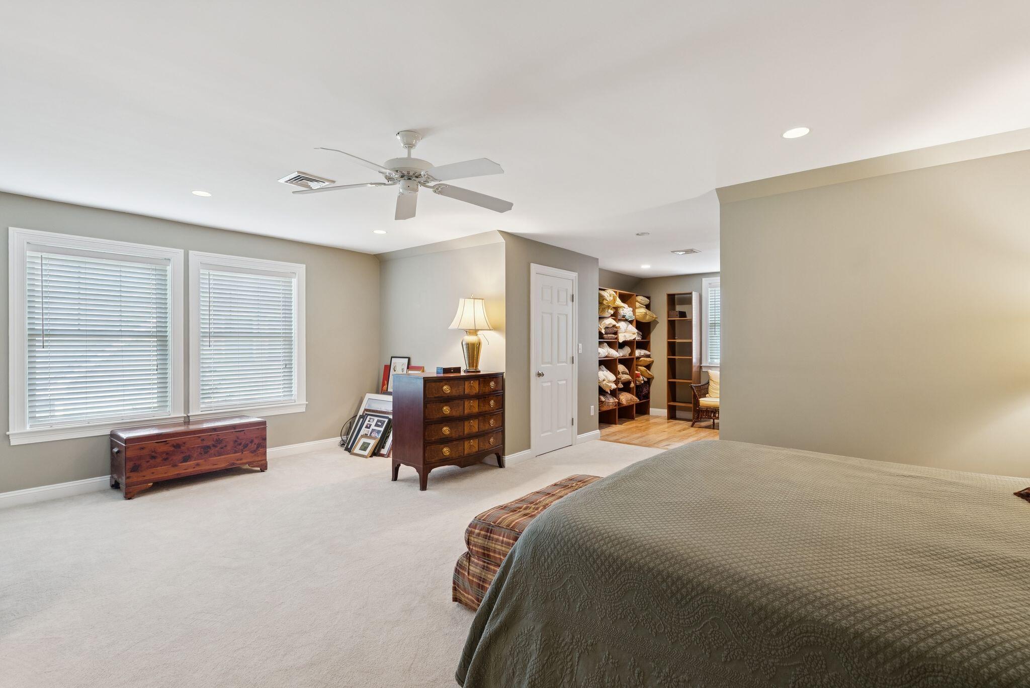 54 Sycamore Lane, Unit 19 Kennebunk, ME 04043 - Photo 17 of 37 Sitting Area