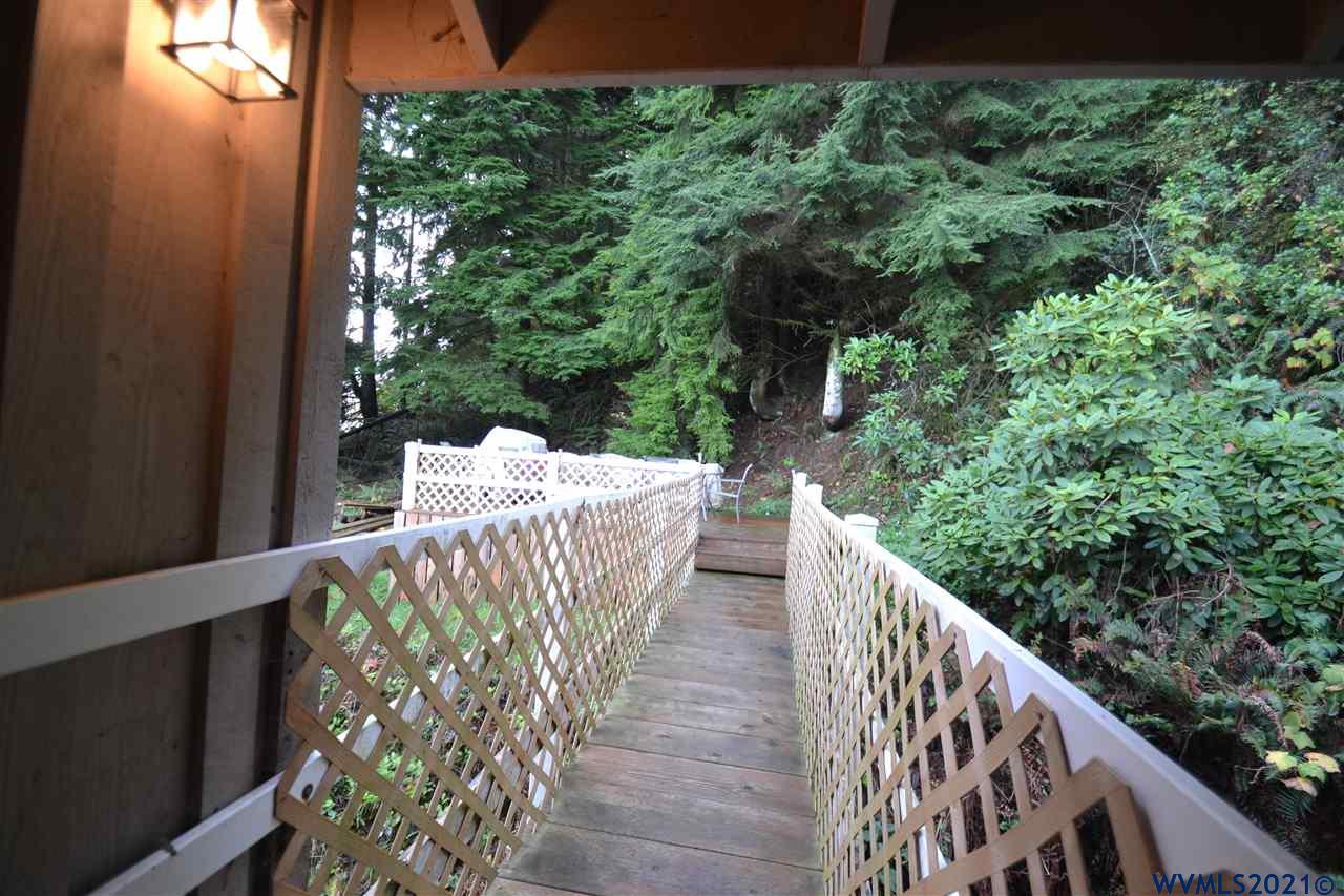 1690 Bayocean Road Northwest Tillamook, OR 97141 - Photo 17 of 25 a view of balcony and yard