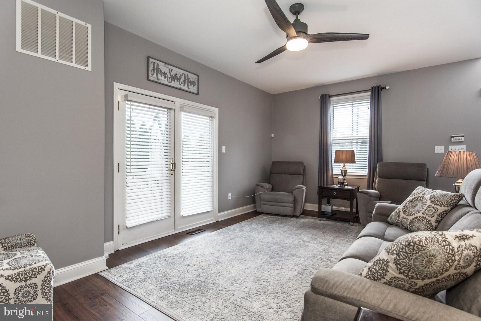 12049 Sewell Road Philadelphia, PA 19116 - Photo 21 of 137