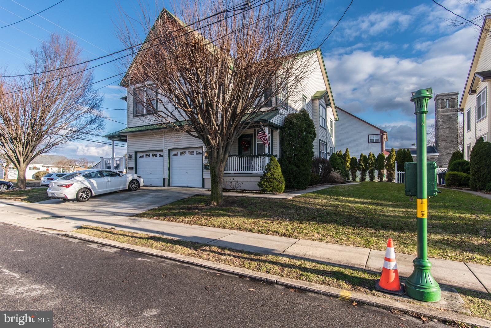 12049 Sewell Road Philadelphia, PA 19116 - Photo 3 of 137