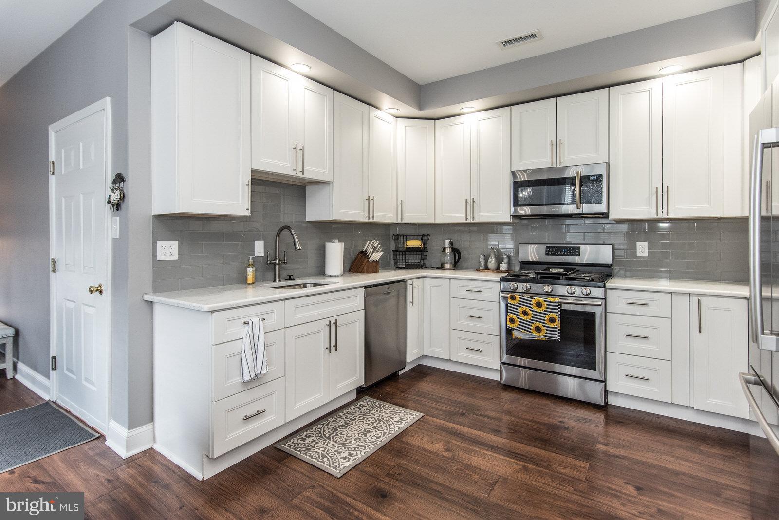 12049 Sewell Road Philadelphia, PA 19116 - Photo 42 of 137