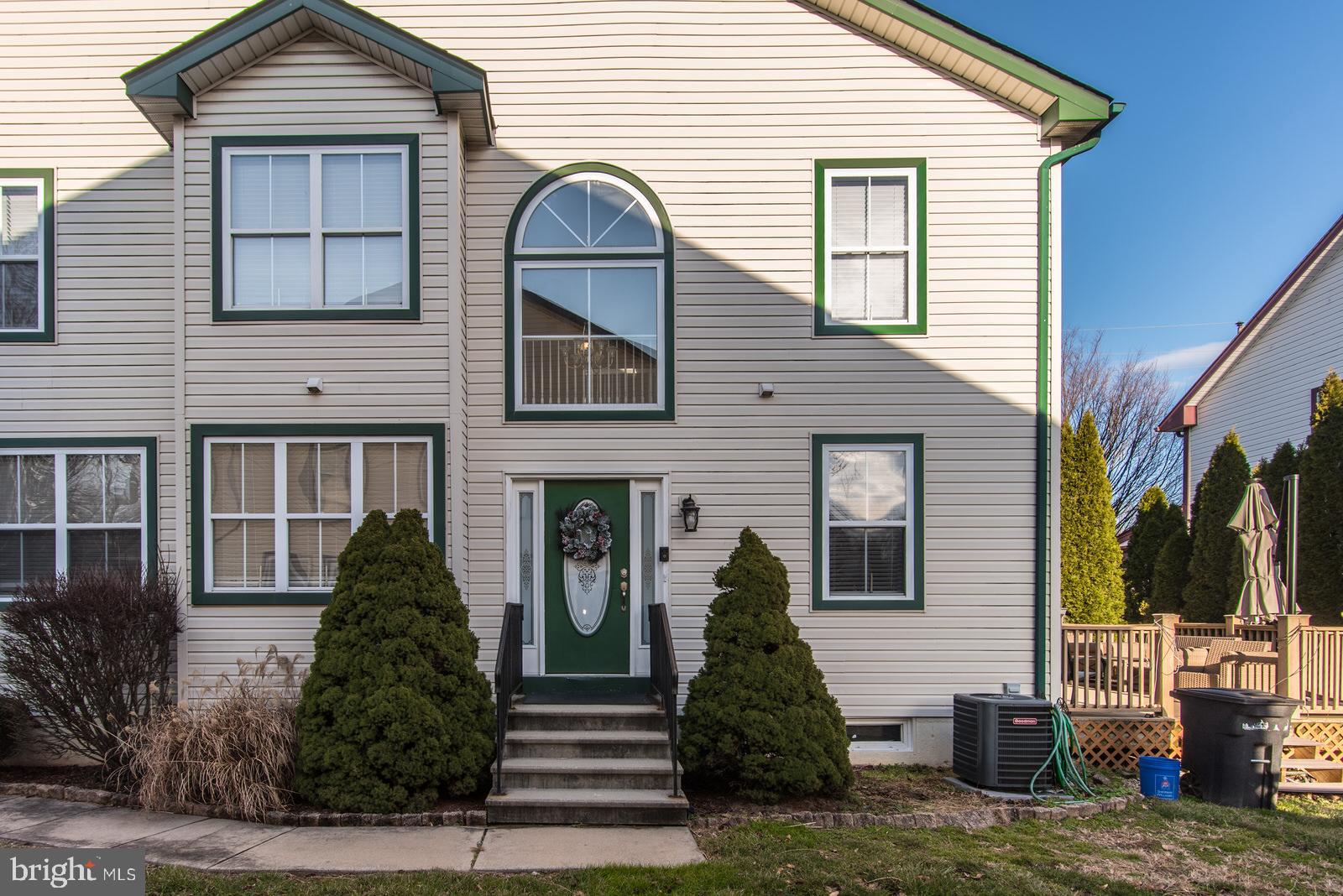 12049 Sewell Road Philadelphia, PA 19116 - Photo 8 of 137