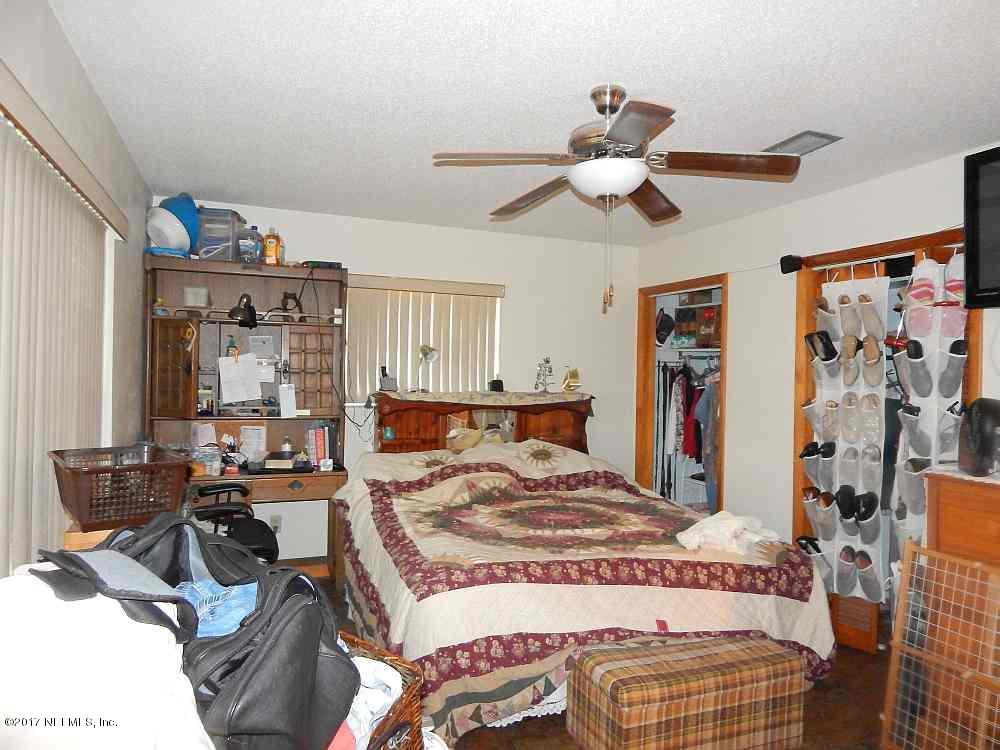 7979 Breezy Point Road East Melrose, FL 32666 - Photo 13 of 36 master bedroom 2