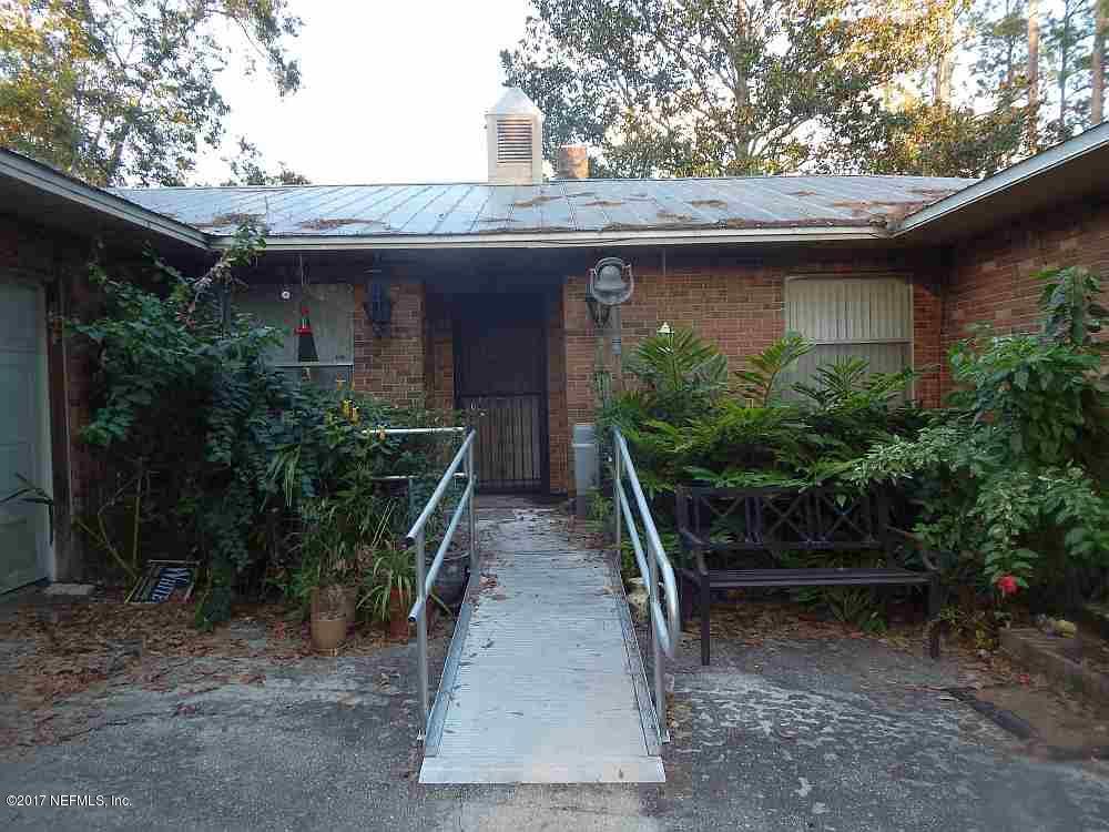 7979 Breezy Point Road East Melrose, FL 32666 - Photo 24 of 36 front ramp