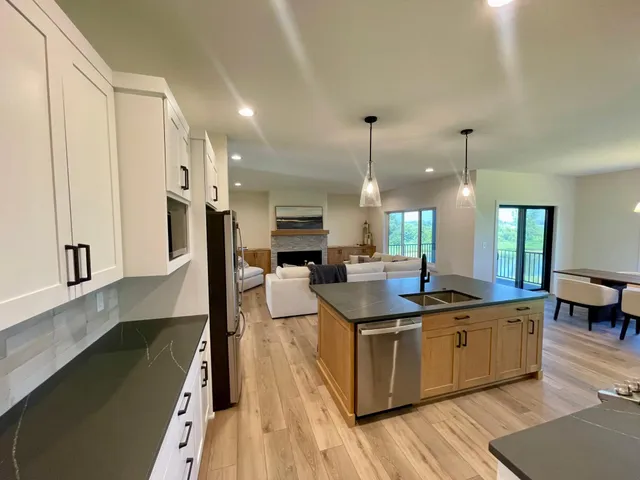 $769,000 | 301 Somerby Parkway Northeast, Byron, MN 55920