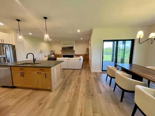 $749,000 | 301 Somerby Parkway Northeast, Byron, MN 55920