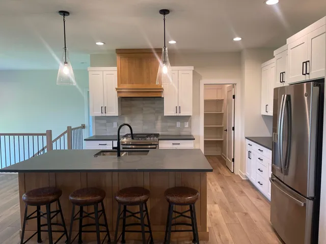 $769,000 | 301 Somerby Parkway Northeast, Byron, MN 55920