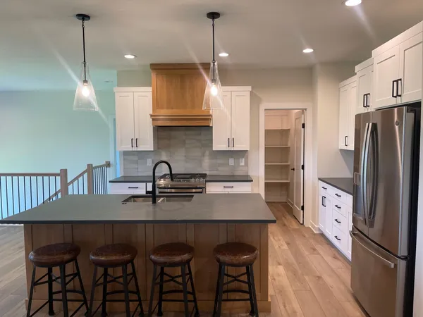 $749,000 | 301 Somerby Parkway Northeast, Byron, MN 55920