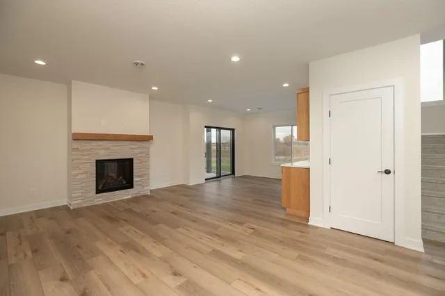 $769,000 | 301 Somerby Parkway Northeast, Byron, MN 55920