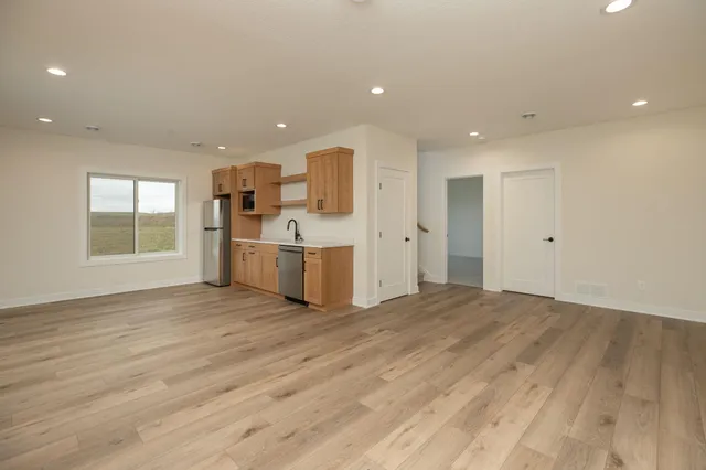 $769,000 | 301 Somerby Parkway Northeast, Byron, MN 55920