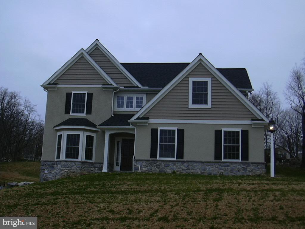 11 Westwind Circle, Unit 3 Lititz, PA 17543 - Photo 1 of 1 Gallery Image 1