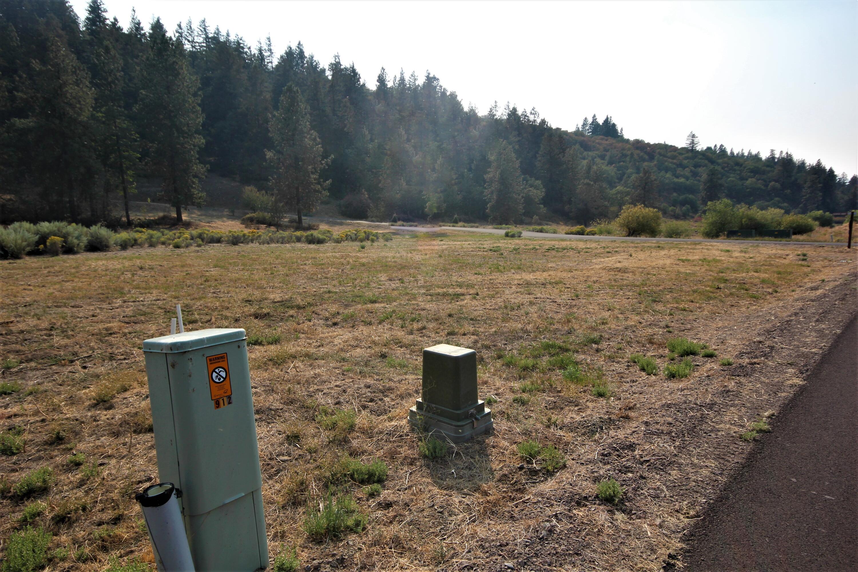 Lot 913 Redstart Road Klamath Falls, OR 97601 - Photo 1 of 6 Field