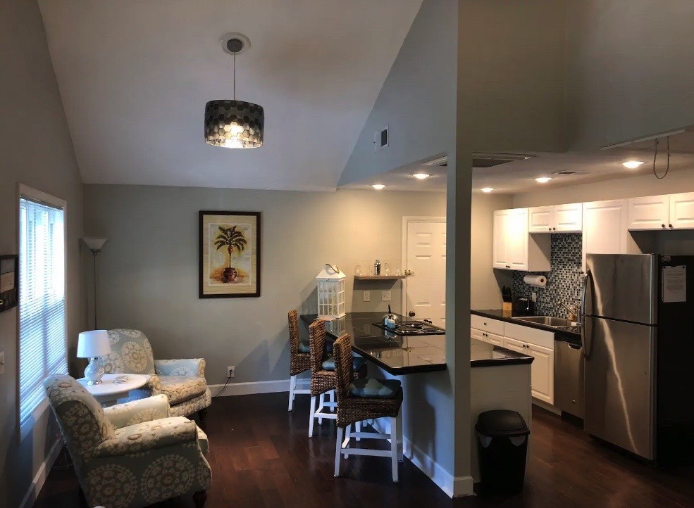 323 Palm Street St. Simons Island, GA 31522 - Photo 5 of 13