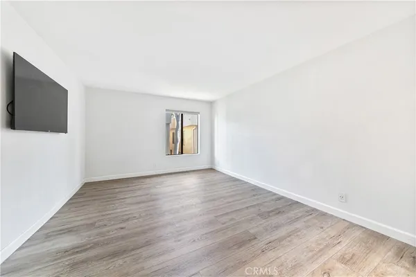 $4,295 | 15215 West Magnolia Boulevard, Sherman Oaks, CA 91403