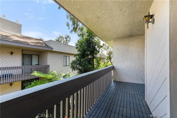 $4,295 | 15215 West Magnolia Boulevard, Sherman Oaks, CA 91403