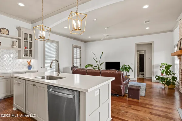 $359,900 | 589 East Park Street, Canton, MS 39046