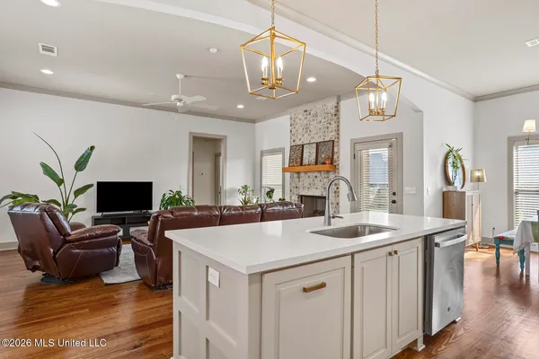 $359,900 | 589 East Park Street, Canton, MS 39046