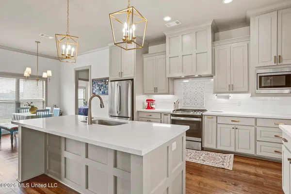 $359,900 | 589 East Park Street, Canton, MS 39046