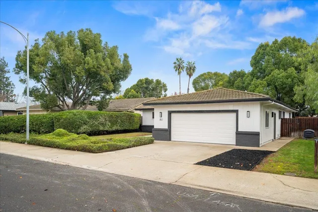 $549,000 | 400 Tioga Drive, Lodi, CA 95242