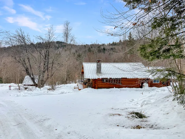 $175,000 | 166 Lamb Road, Carthage, ME 04224